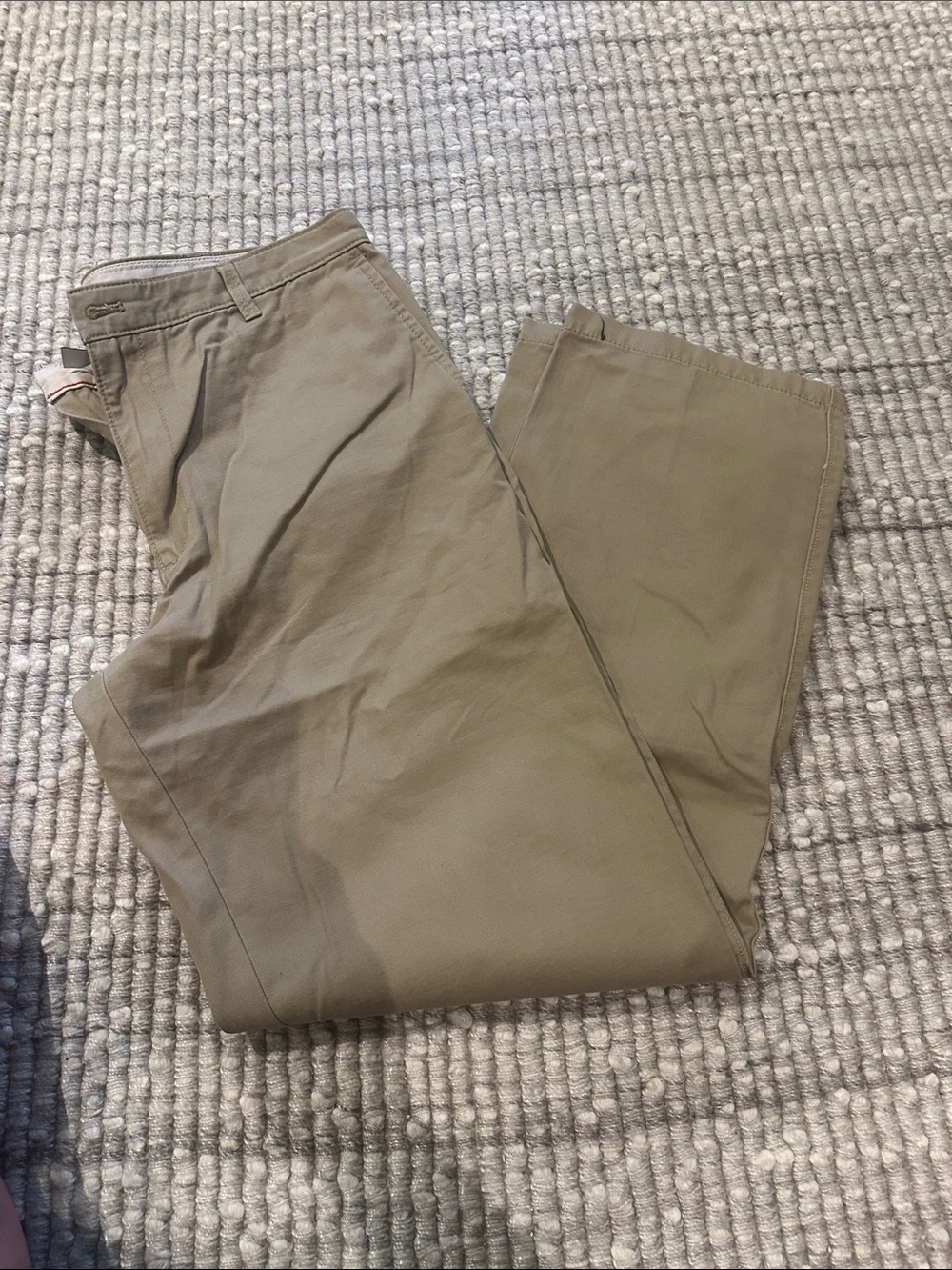 Izod Men's Khaki Straight-Leg Chinos